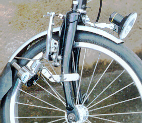 LONG ANTENNA AERIAL with FITTING BRACKETS FOR RALEIGH CHOPPER BICYCLE BACK REST 